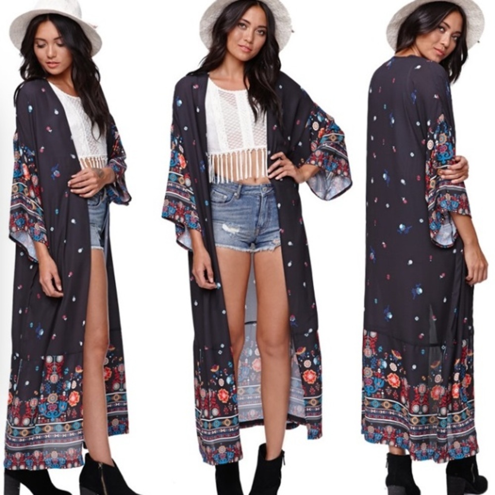 Kendall & Kylie Kimono